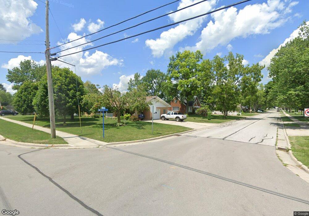 605 Brussel St, Archbold, OH 43502 - photo 1