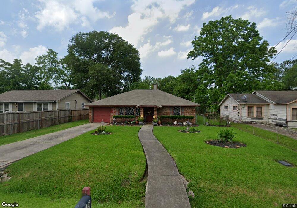 7645 Crofton St, Houston, TX 77028 - photo 1