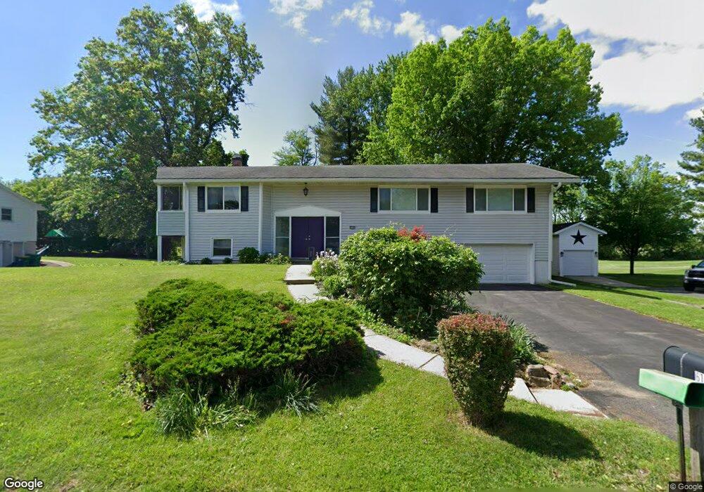 6140 Fairway Ln, Allentown, PA 18106 - photo 1