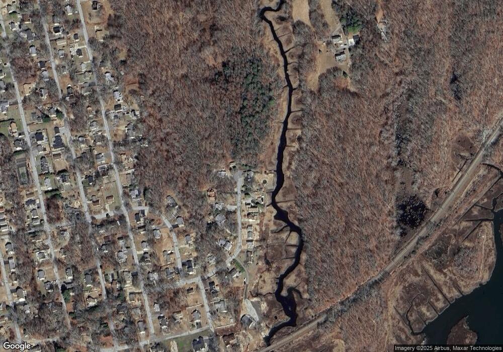 39 Marshfield Rd, Niantic, CT 06357 - photo 1