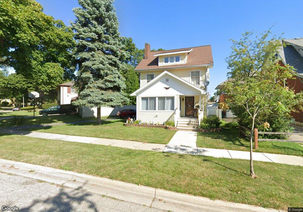 1106 N Genesee Dr, Lansing, MI 48915 - photo 1