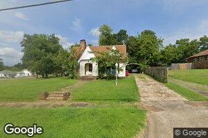 405 S 3rd St, Hugo, OK 74743