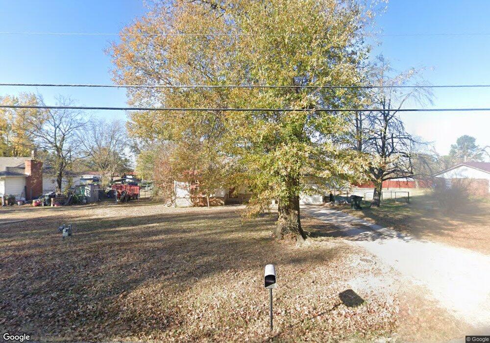 1109 N 5th St, Henryetta, OK 74437 - photo 1