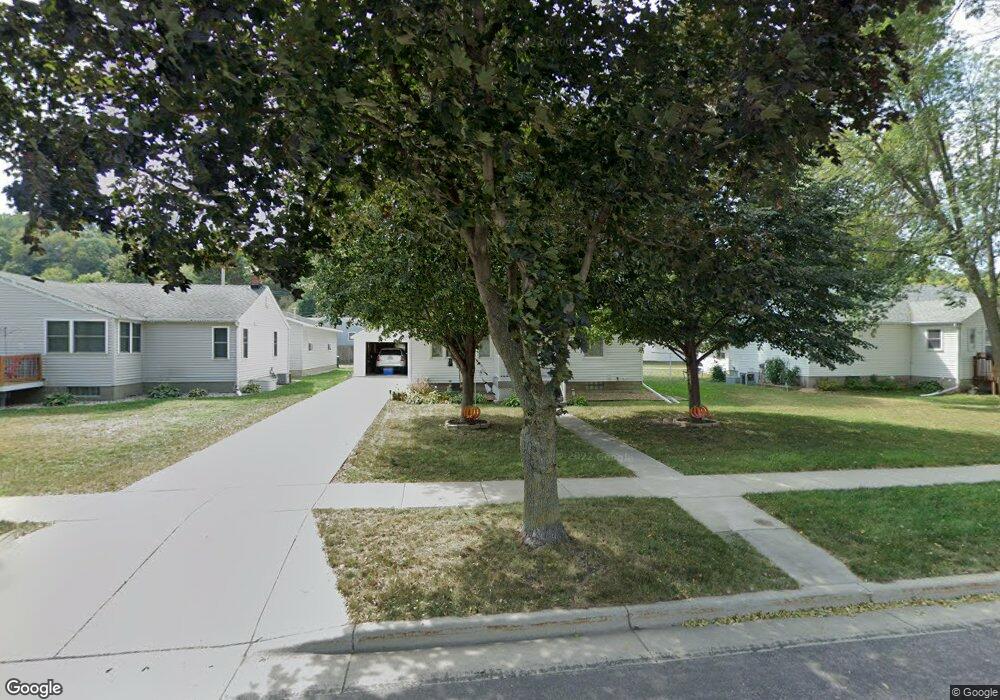 217 Linden St, New Ulm, MN 56073 - photo 1