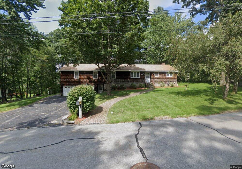 100 Tennyson Ave, Nashua, NH 03062 - photo 1