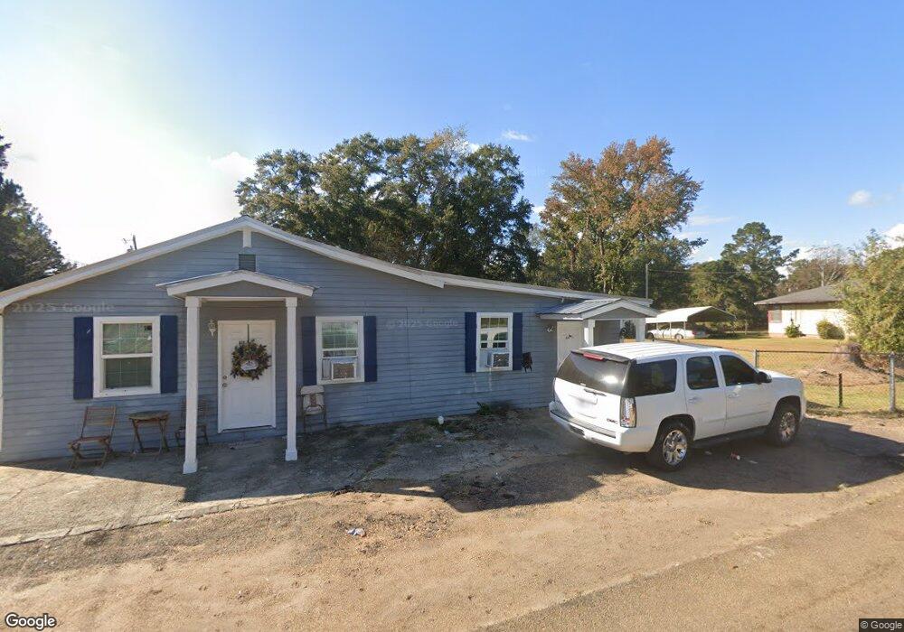826 12th St, McComb, MS 39648 - photo 1