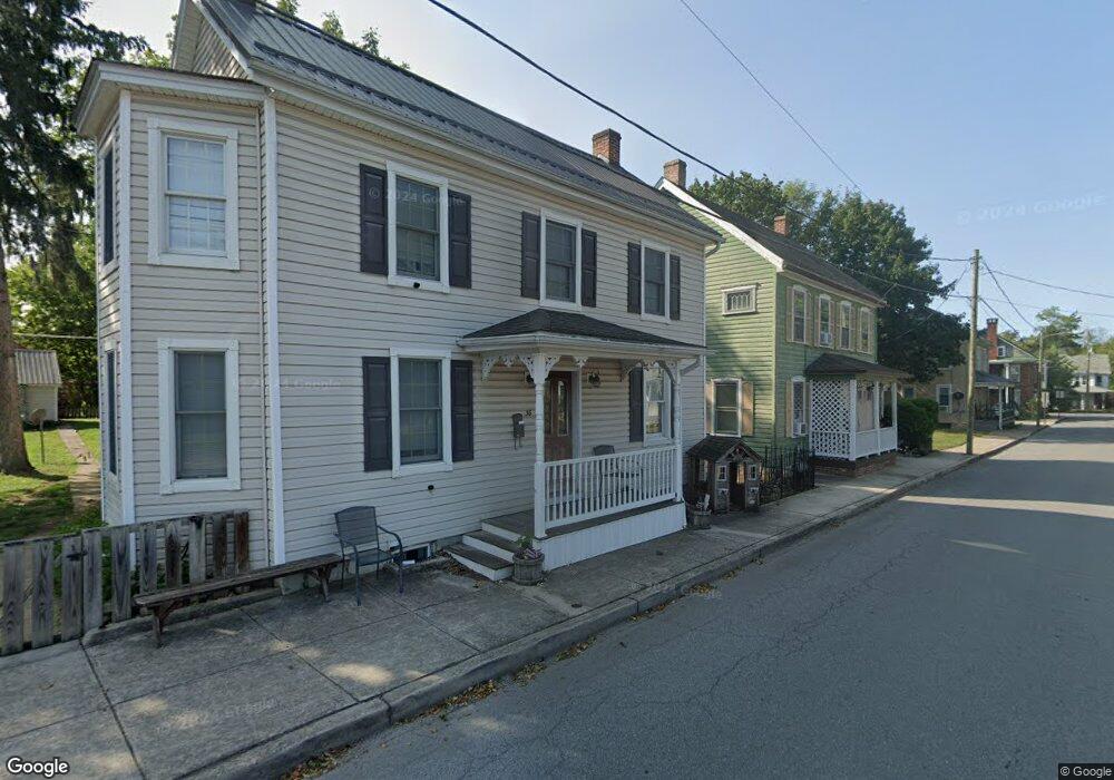 36 N Fayette St, Mercersburg, PA 17236 - photo 1