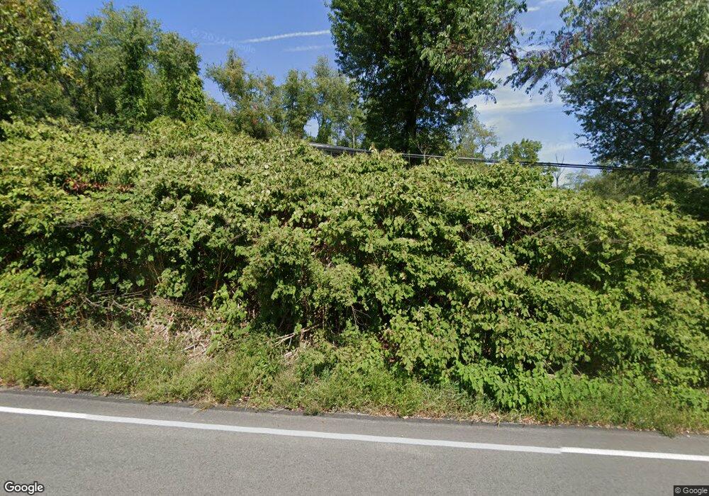 402 Brownlee Rd, Eighty Four, PA 15330 - photo 1