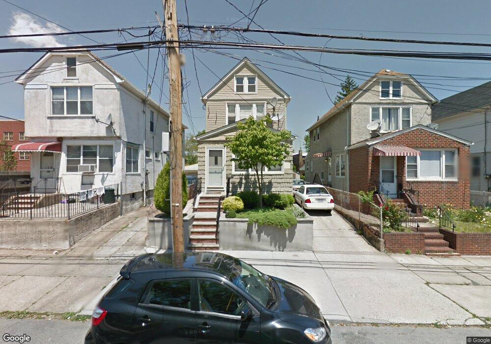 13637 58th Rd, Flushing, NY 11355 - photo 1