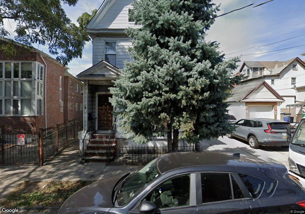 14355 Franklin Ave, Flushing, NY 11355 - photo 1