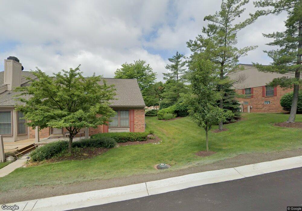 7360 Meadowridge Dr unit 3, West Bloomfield, MI 48322 - photo 1