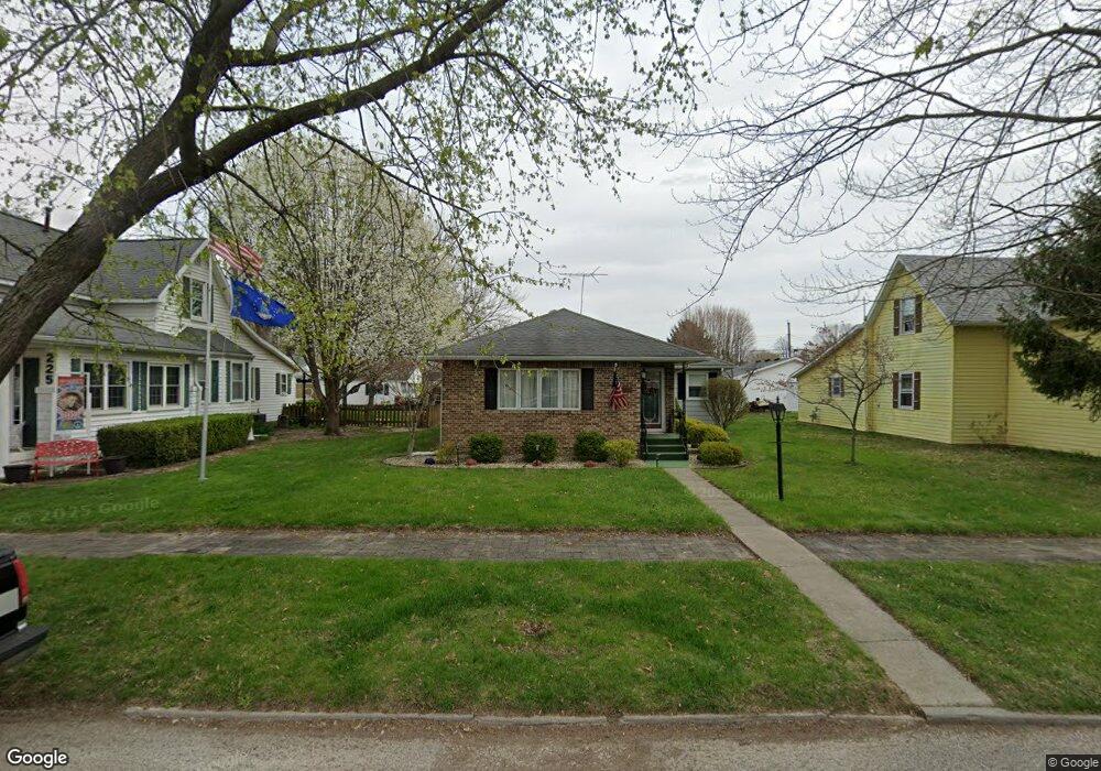 213 N 10th St, Elwood, IN 46036 - photo 1