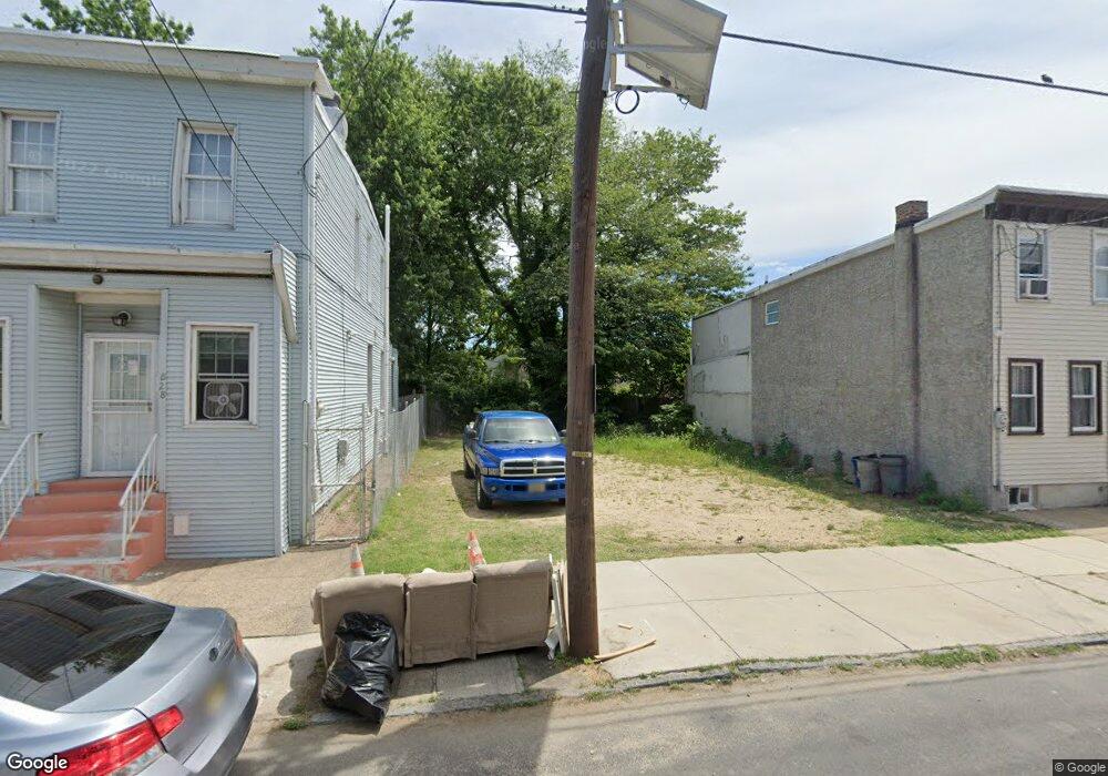 832 S 8th St, Camden, NJ 08103 - photo 1