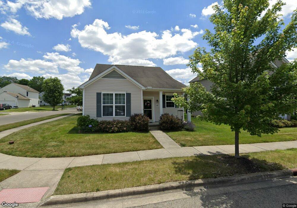 7089 Reynolds Crossing Dr, Reynoldsburg, OH 43068 - photo 1