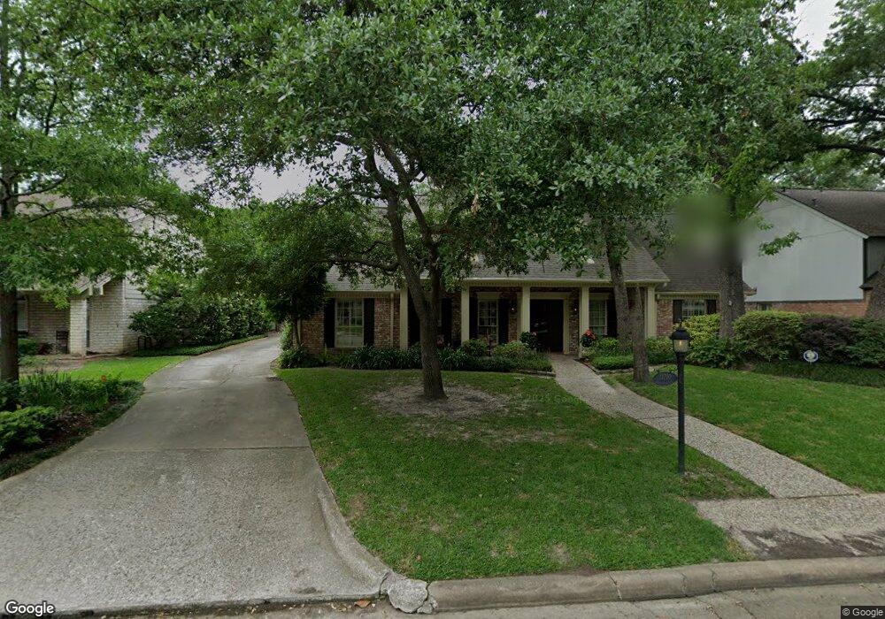13710 Alchester Ln, Houston, TX 77079 - photo 1