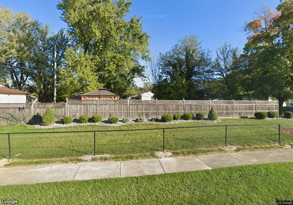 1205 E 2nd St, Lima, OH 45804 - photo 1