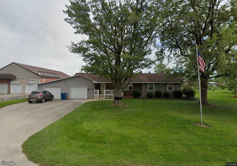 515 Washington St, Geneva, IN 46740 - photo 1