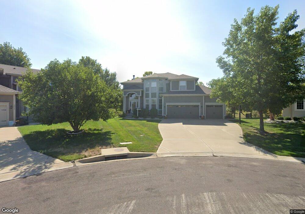 20741 S Skyview Ln, Spring Hill, KS 66083 - photo 1