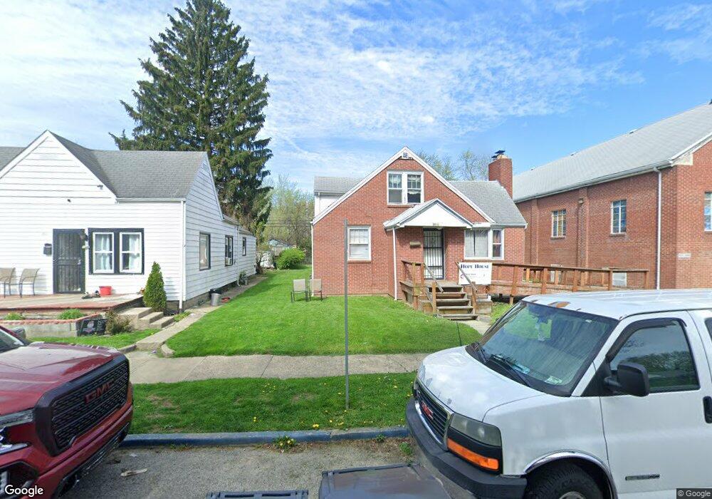 1505 Reverend J.T. Menifee St, Anderson, IN 46016 - photo 1