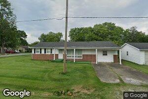 1202 N 10th St, Marshall, IL 62441
