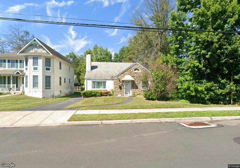 616 Walnut St, Lansdale, PA 19446 - photo 1