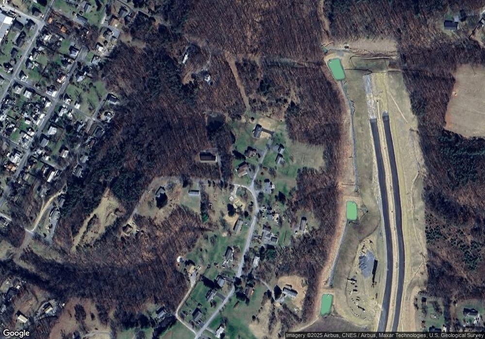 293 Morgan Ln, Berkeley Springs, WV 25411 - photo 1