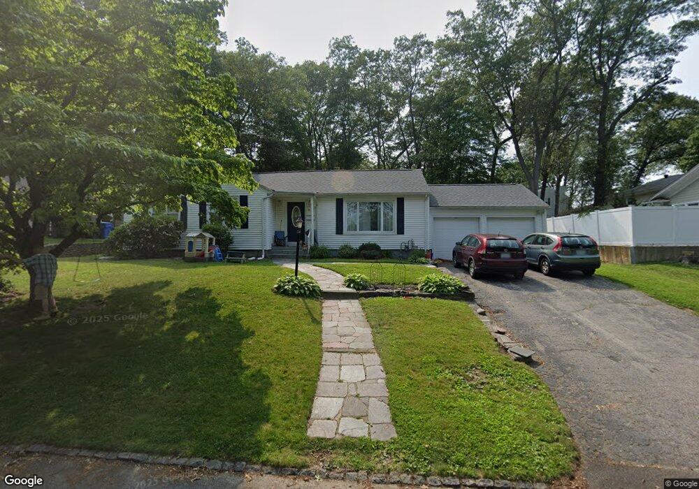 76 Deerfield Rd, Cranston, RI 02920 - photo 1
