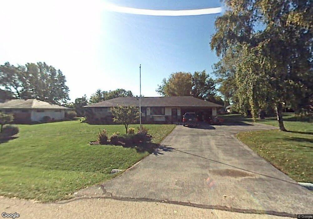 N78W16009 Carl Ross Dr, Menomonee Falls, WI 53051 - photo 1