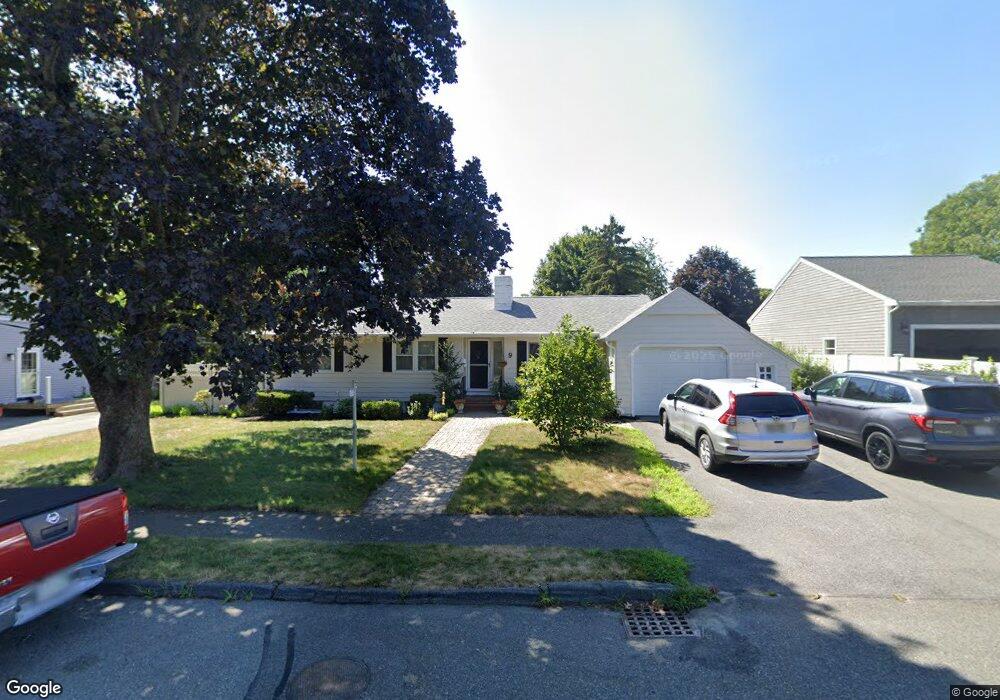 9 Glendale Dr, Danvers, MA 01923 - photo 1