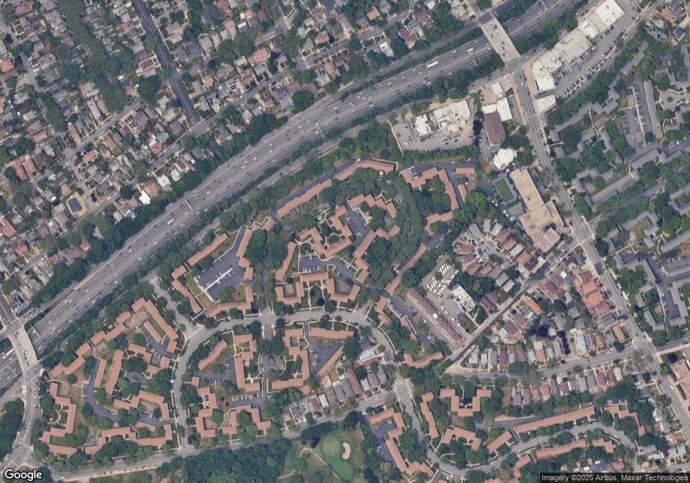 5750 246th Crescent unit 5F, Douglaston, NY 11362 - photo 1