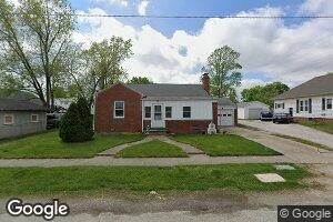 805 4th St, Pawnee, IL 62558