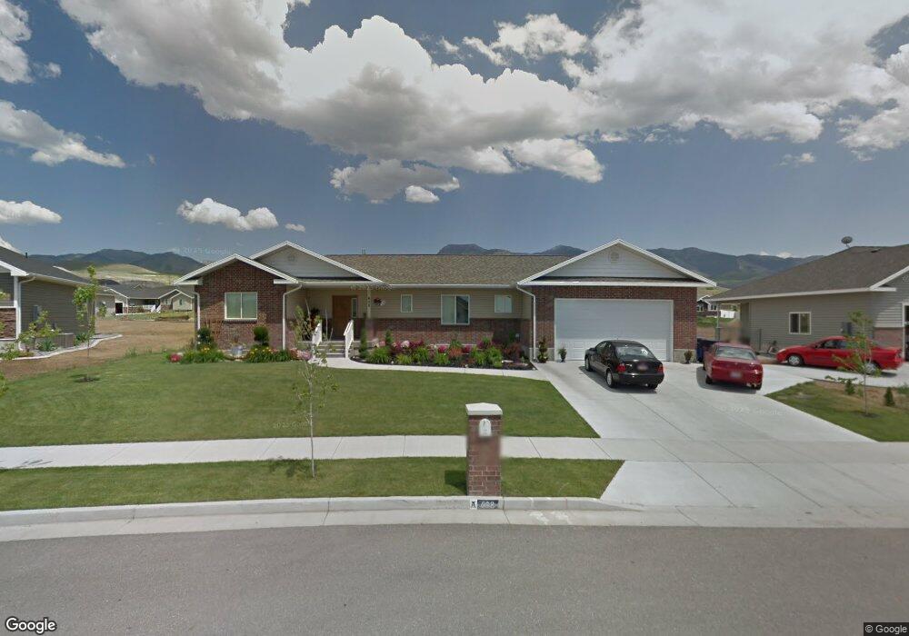 638 N 100 E, Smithfield, UT 84335 - photo 1