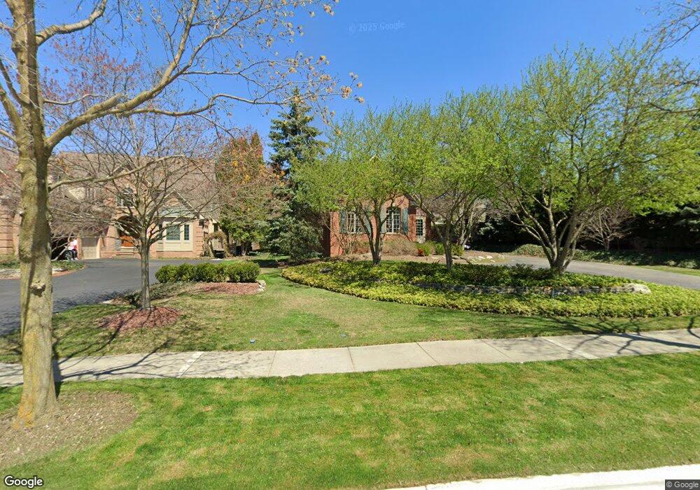 798 Redding Rd, Birmingham, MI 48009 - photo 1