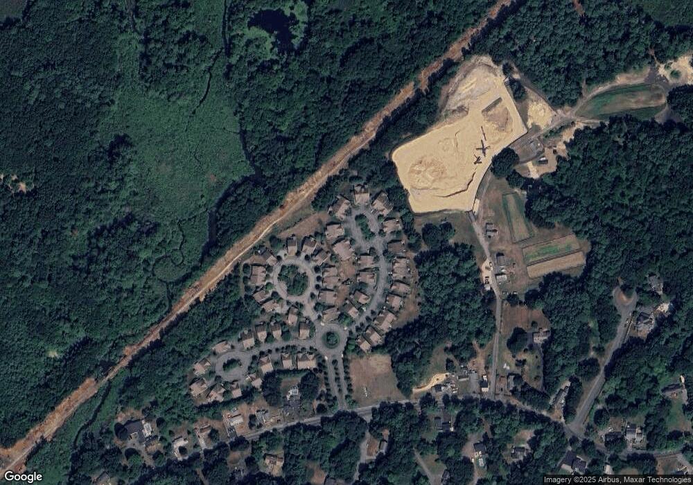 18 Larkspur Cir, Georgetown, MA 01833 - photo 1