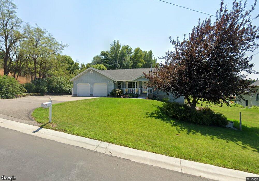 652 Anderson Ave, Hyrum, UT 84319 - photo 1