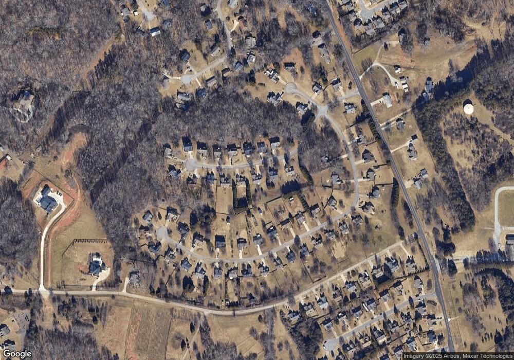 5747 Rolling Meadow Ln unit 11081108, Flowery Branch, GA 30542 - photo 1