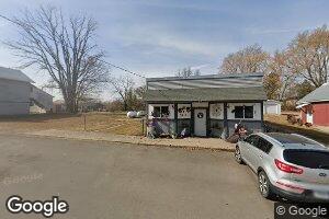 5904 Troy Mills Rd, Coggon, IA 52218