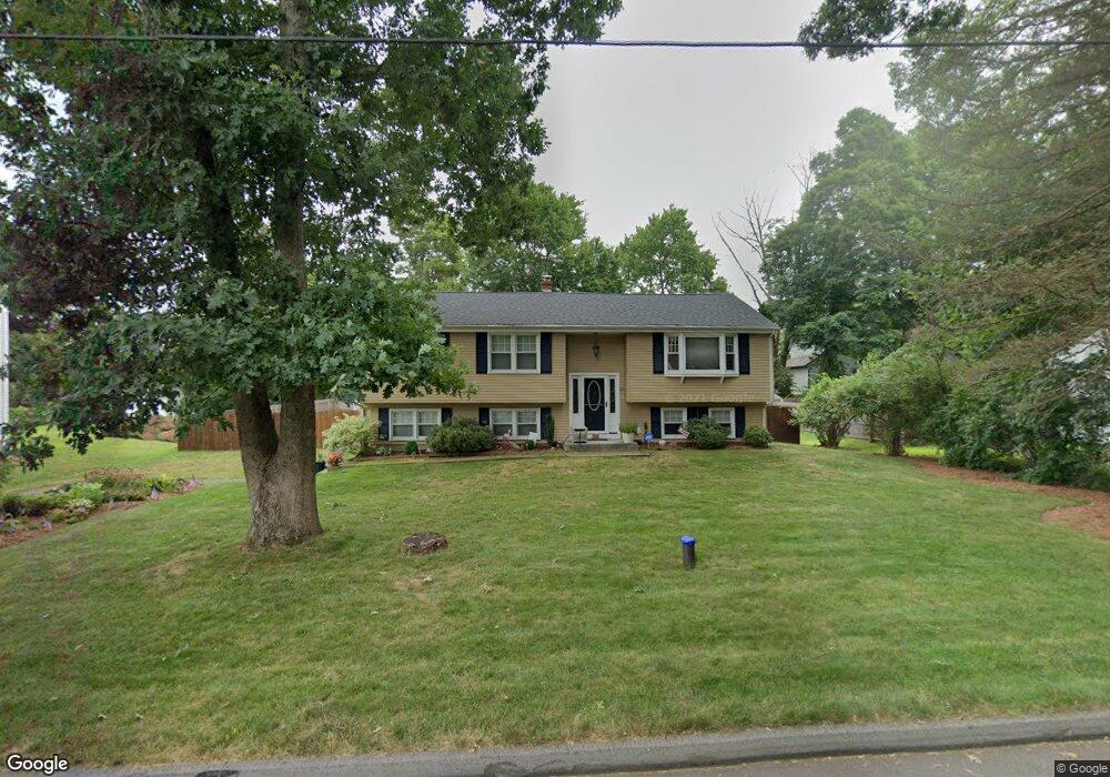 29 Oakland Terrace, Manchester, CT 06042 - photo 1