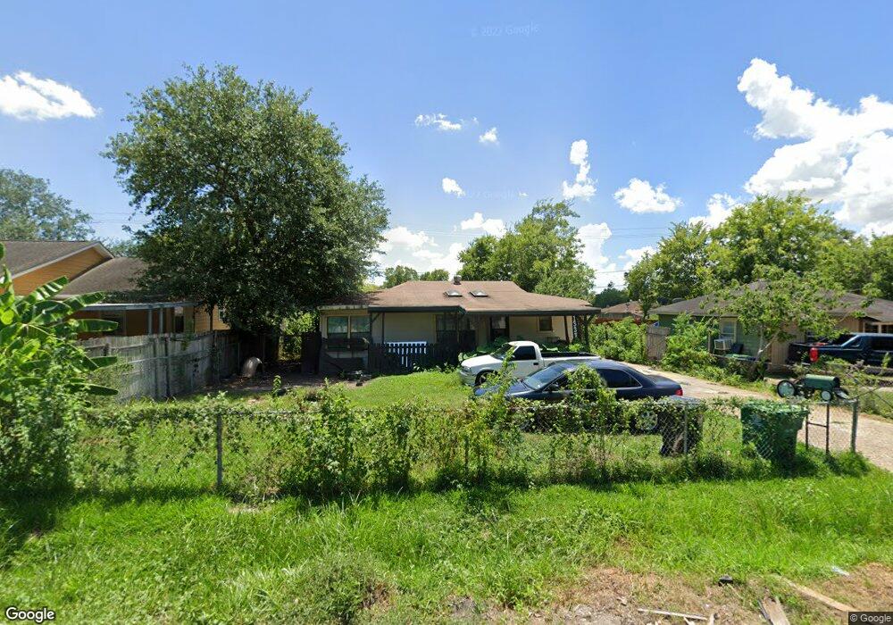 13370 Knollcrest St, Houston, TX 77015 - photo 1