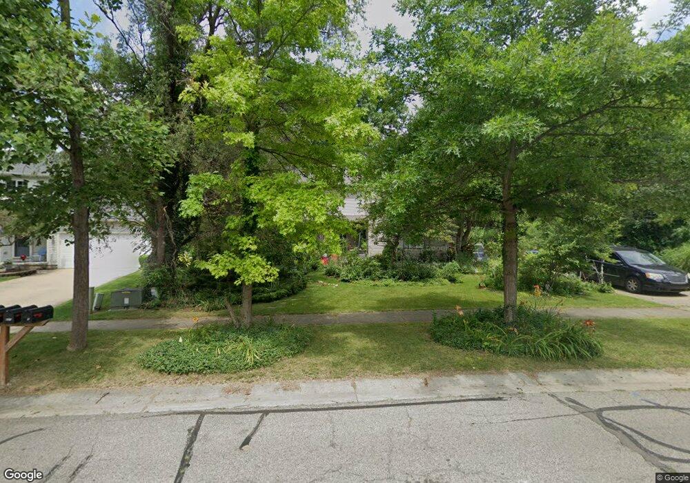 285 Cove View Dr, Waterford, MI 48327 - photo 1