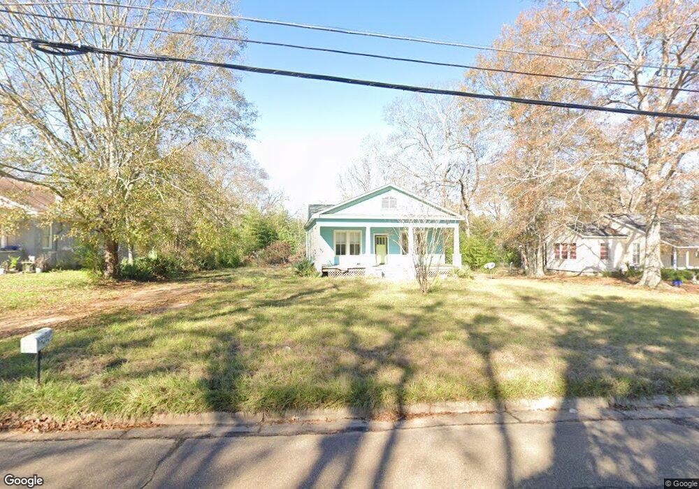 517 Georgetown St, Hazlehurst, MS 39083 - photo 1
