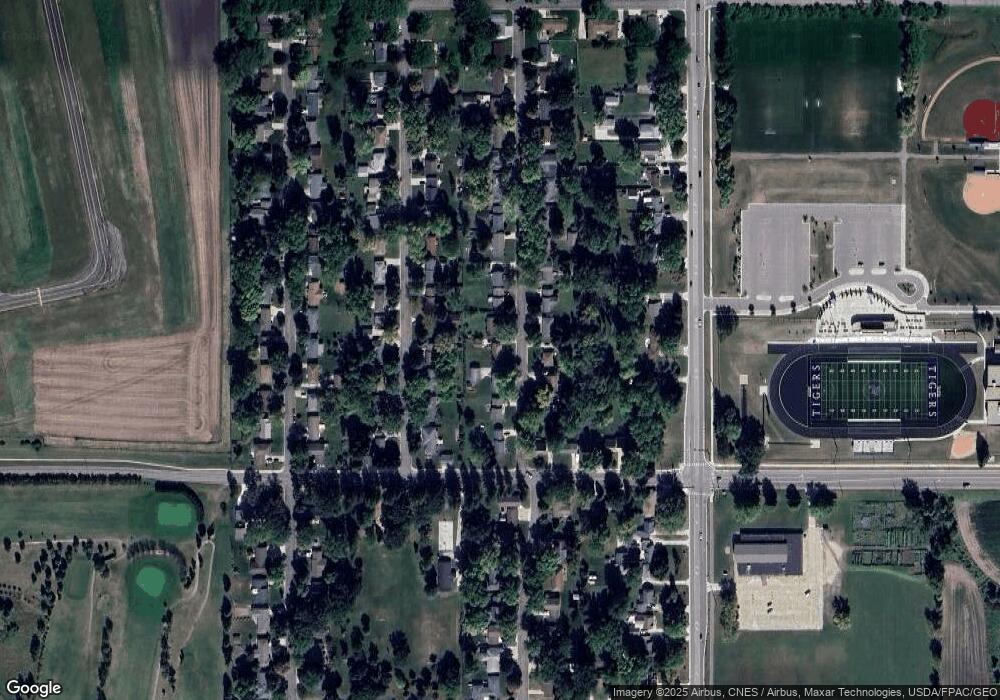 2113 Grand Ave, Albert Lea, MN 56007 - photo 1