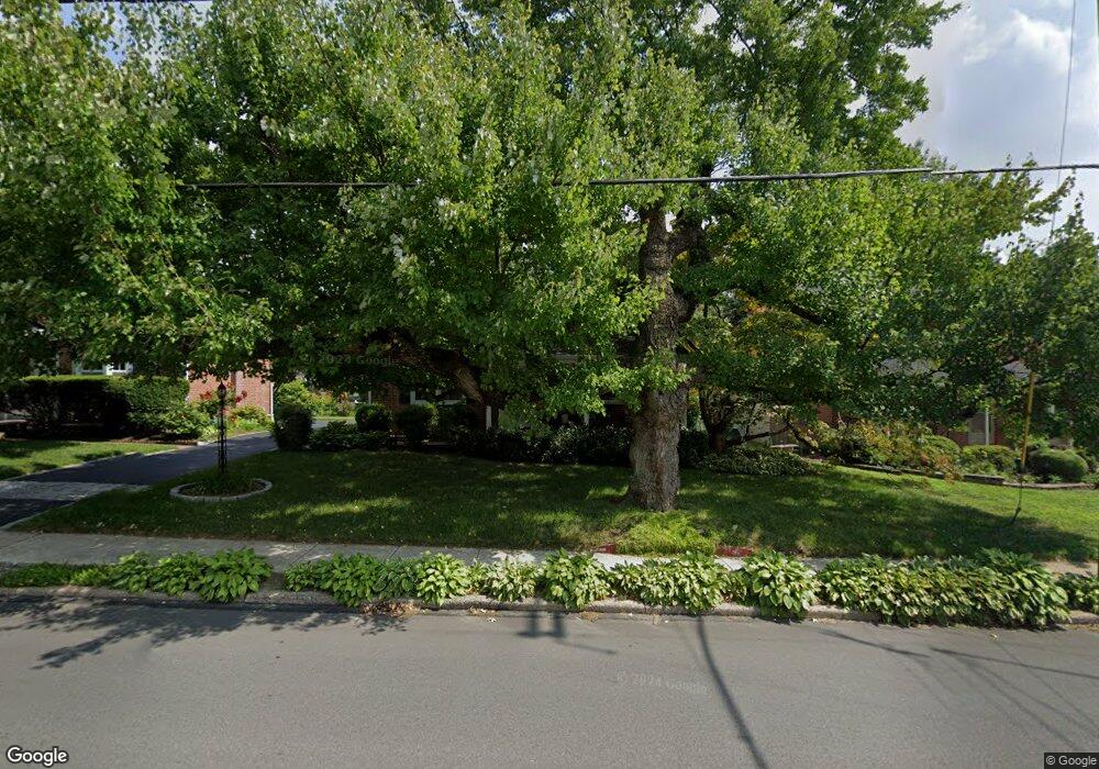 419 E Manoa Rd, Havertown, PA 19083 - photo 1