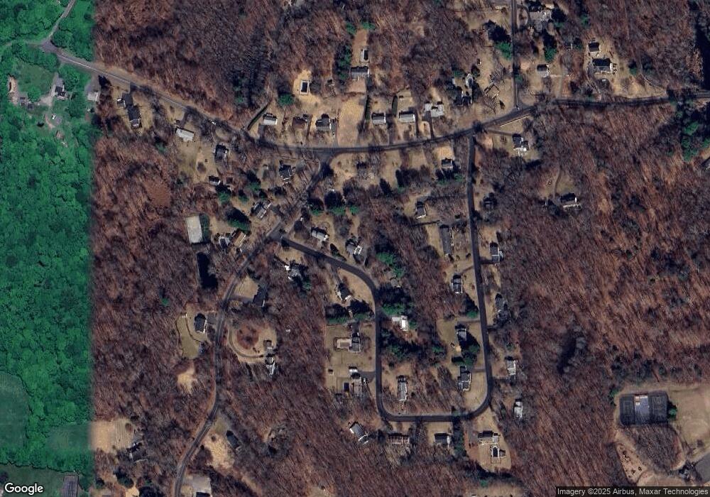 223 Carriage Dr, Middlebury, CT 06762 - photo 1