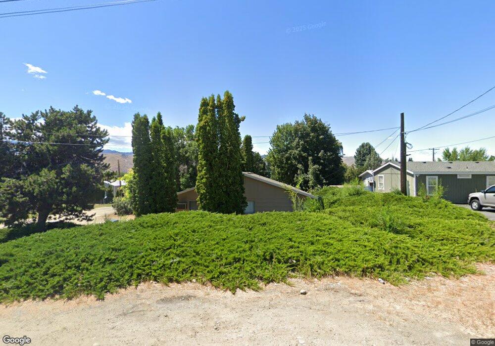 282 N Joseph Ave, East Wenatchee, WA 98802 - photo 1