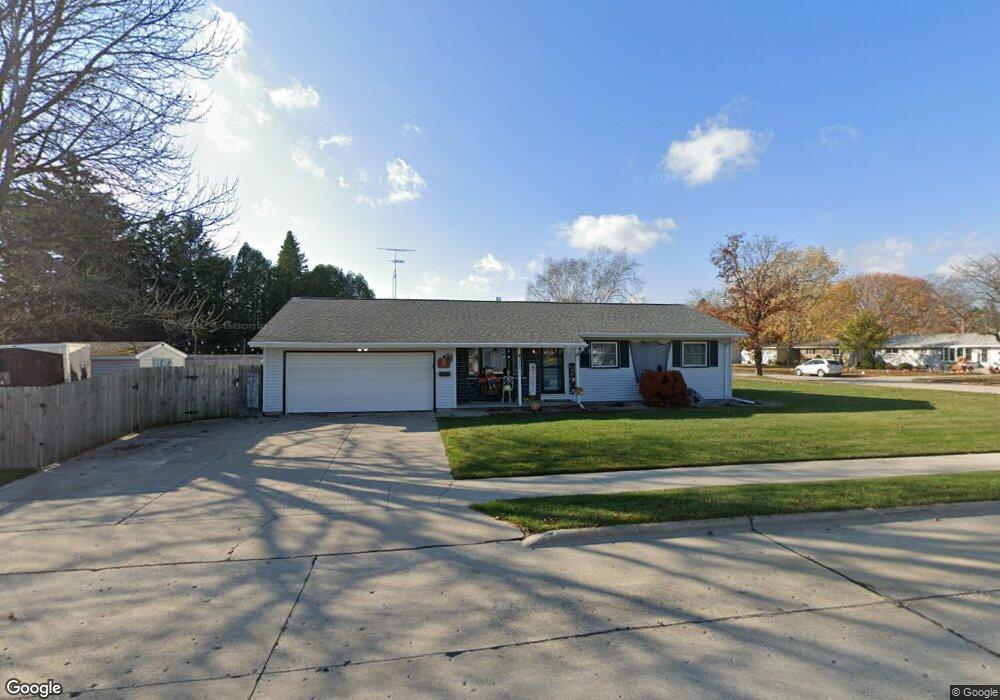 3820 Lowell St, Two Rivers, WI 54241 - photo 1