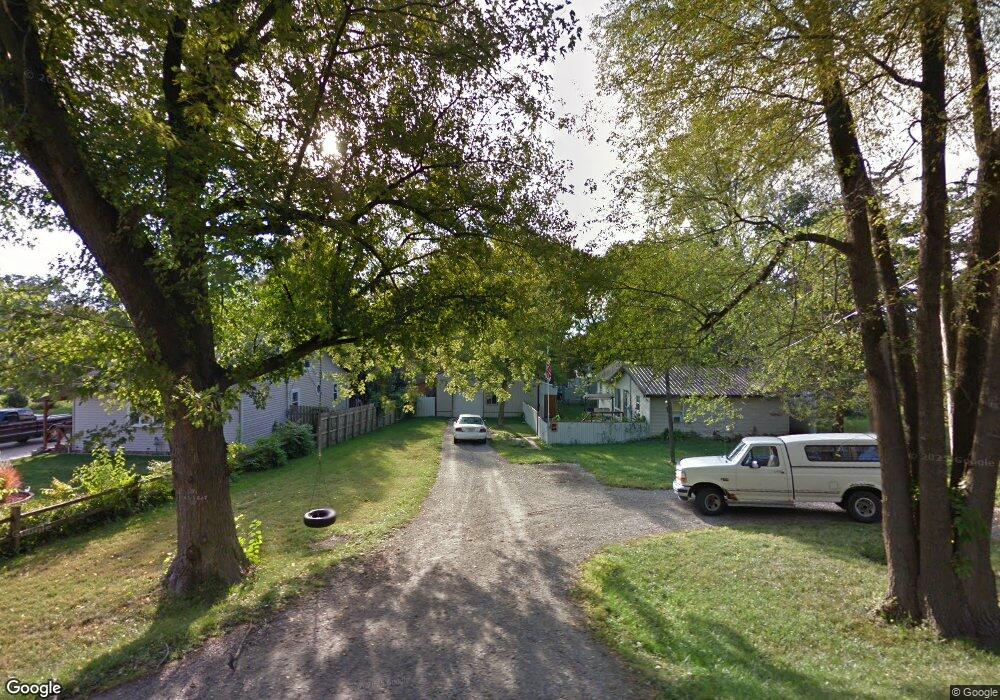 281 Hickory St, Newton, IA 50208 - photo 1