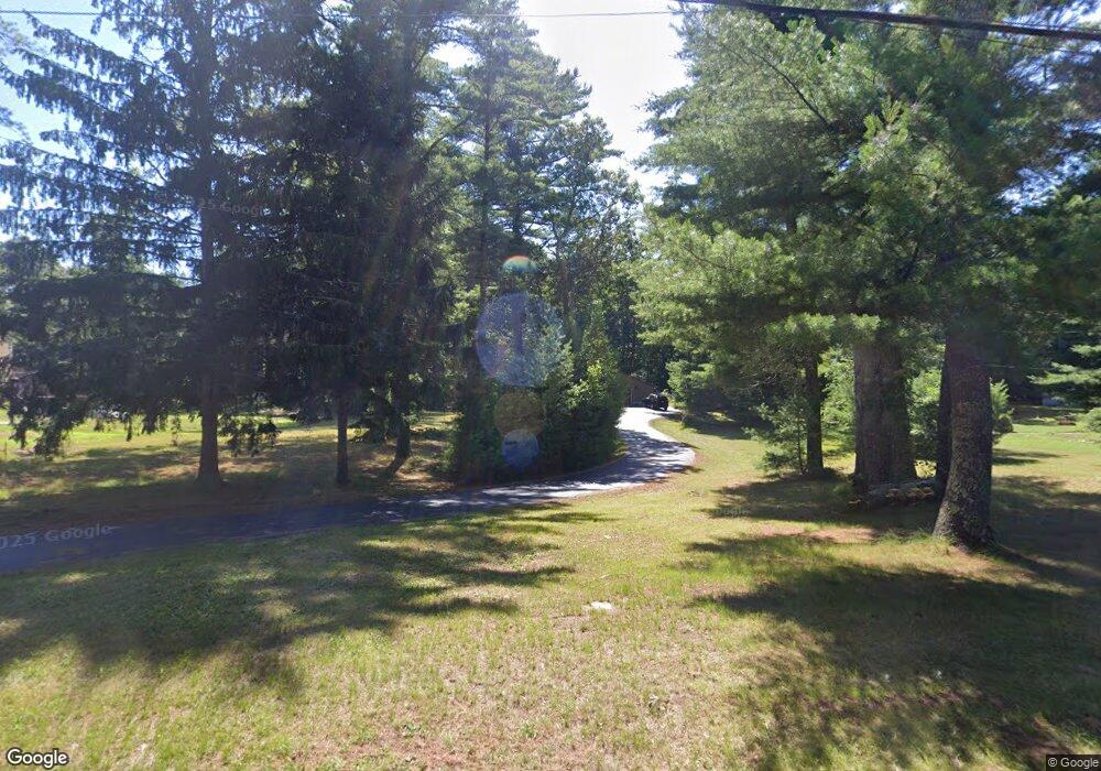 47 Walnut Plain Rd, Rochester, MA 02770 - photo 1