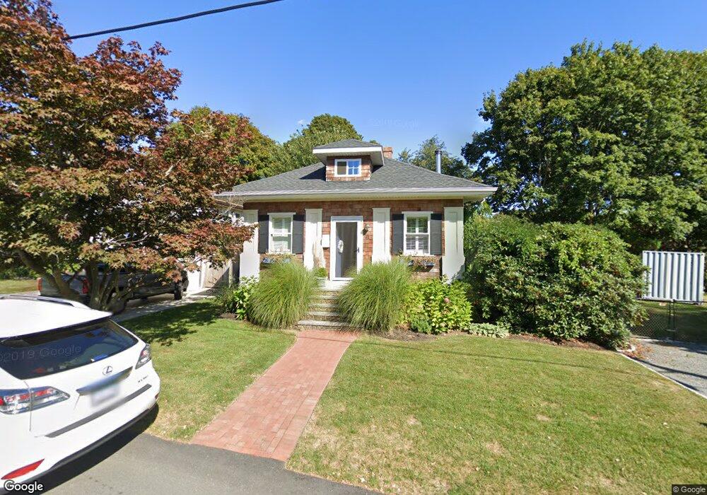 61 Fenner Ave unit 1, Middletown, RI 02842 - photo 1