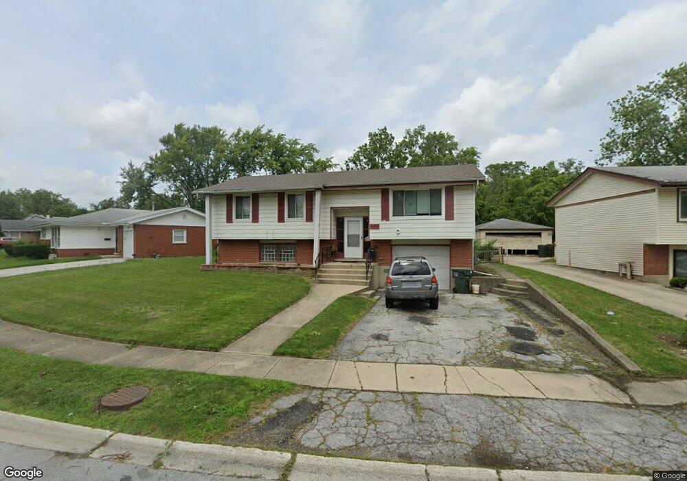 3210 Maple Ln, Hazel Crest, IL 60429 - photo 1